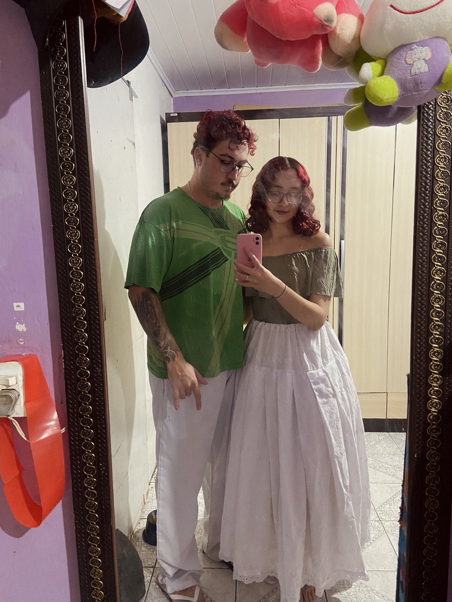 amabilescherer_'s tweet photo. quando era criança sempre tive medo do mar, até que um dia Iemanjá passou pela minha vida e me atingiu com a sua onda mais bonita🤍 https://t.co/QWsrettI5N