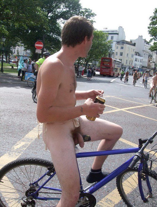 Naked Men tweet media