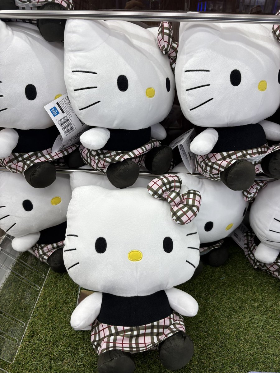 💖新景品情報💖 ハローキティ L ぬいぐるXOXOギャル ハローキティ