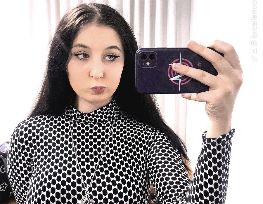 kiki or coco / ⋆⭒˚.⋆ tweet media