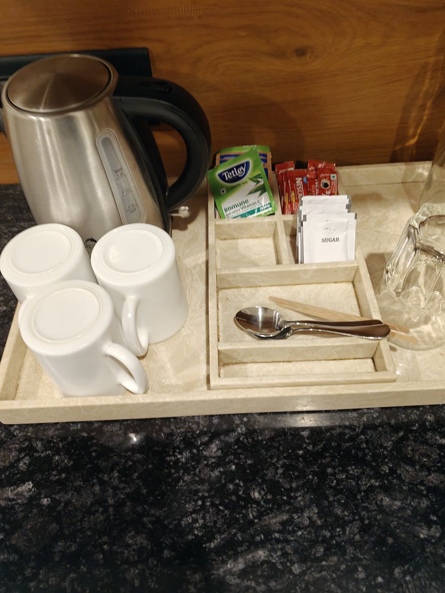 SaurinShahCA's tweet photo. I have been a member of @clubmahindra since 1997. They are expanding their resort chain but not able to keep it up with their standards. Very Very Unhappy with Pavagadh resort. Counters in the restaurant are empty. Room given at 3 instead of check in time of 2, no milk sachet... https://t.co/rC9xUbDQFs