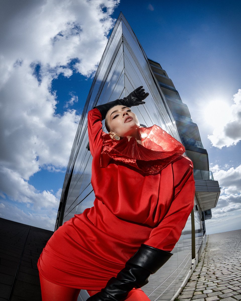 GodoxGlobal's tweet photo. Fashion portraits with camera flash from @alex_dusheiko โจ
Light elevates your outdoor photography โ shaping mood, refining texture, and bringing a more quality to your portraits.
Model: @anastasiia.grande
#Godox #V100 #FashionPhotography #FlashPhotography #PortraitLighting https://t.co/ihAmT1ppTp