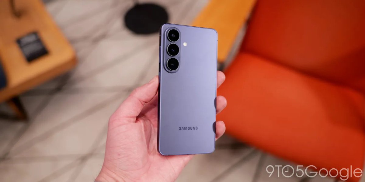 smartechdaily's tweet photo. 📈 يبدو أن Samsung تستعد لرفع أسعار هواتف Galaxy الرائدة مجددًا بداية من يونيو، مع زيادات قد تصل إلى €200 على بعض الموديلات! 😳

💾 السبب هذه المرة ليس التضخم فقط، بل أزمة RAM العالمية وارتفاع تكلفة مكونات الذكاء الاصطناعي، والتي بدأت الشركة تنقل تكلفتها مباشرة للمستخدم، والأسوأ أن باقي الشركات قد تتبع نفس المسار قريبًا.

📱 إذا كنت تفكر بشراء Galaxy S26 أو هواتف Fold/Flip، ربما هذا آخر توقيت “منطقي” قبل موجة الأسعار الجديدة.

هل تتوقعون أن المستخدم سيتقبل هذه الزيادات أم بدأ السوق يبالغ فعلًا؟ 🤔

#Samsung #GalaxyS26 #تقنية #أخبار_التقنية #الذكاء_الاصطناعي