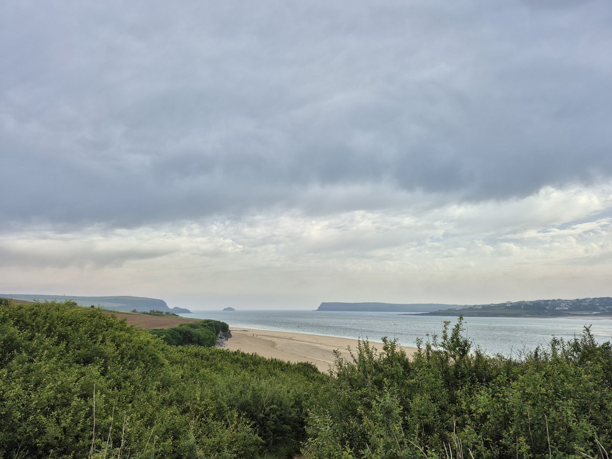 QuayArtPadstow's tweet photo. After The Heat Has Gone  #TheCamelEstuary #Padstow
#BackToNormal #SunshineAndClouds 
@Westcountry @WendyMounce @Cornwall_Coast
@Devon_Cornwall @iloveukcoast @Intocornwall https://t.co/cbJl0hQulr