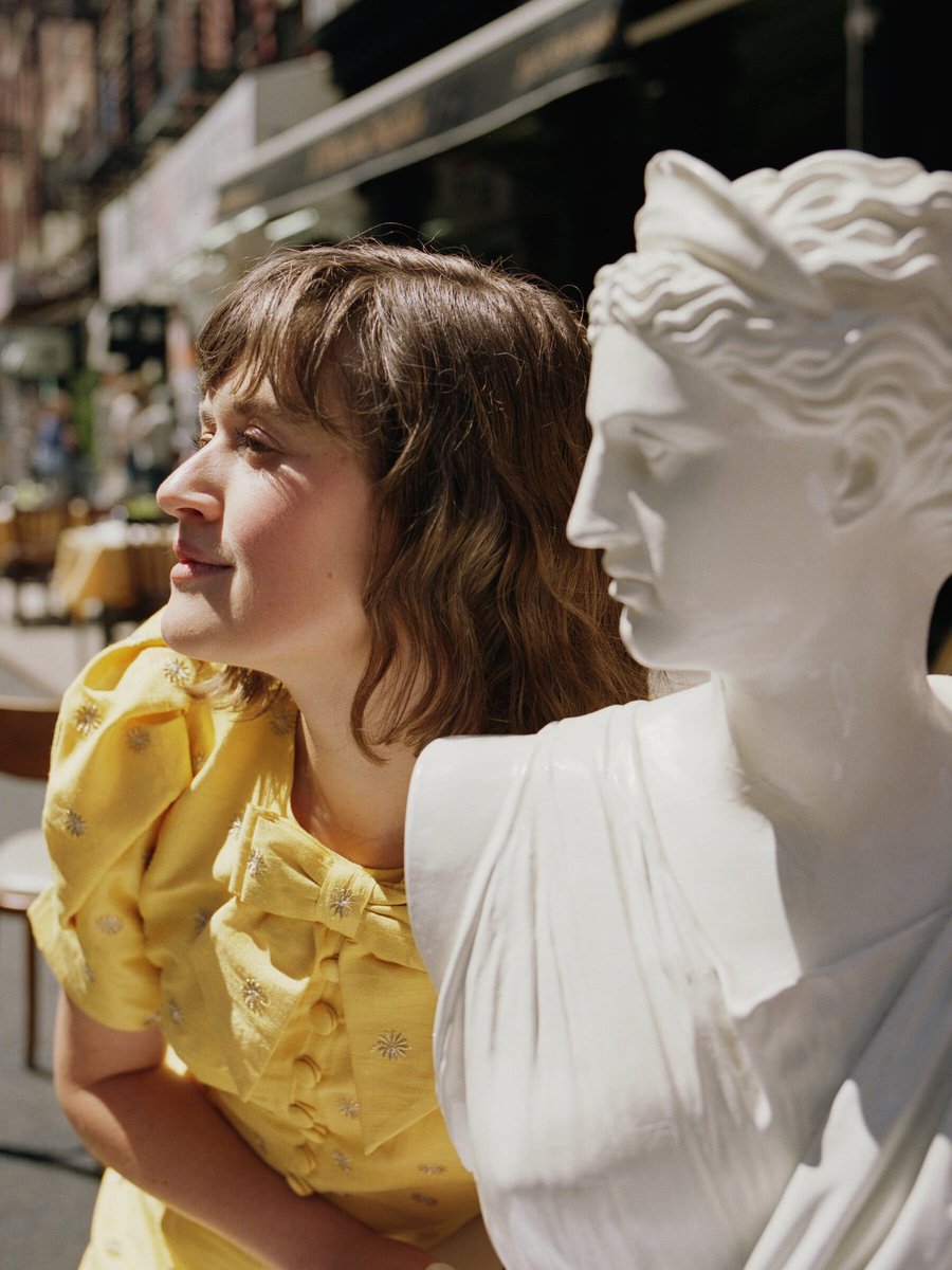 floragraecaa's tweet photo. New photos of Ella Bruccoleri for The New York Times 

📸: megan marin https://t.co/DgBoQIjiX5
