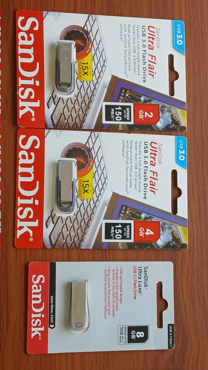 XmtMarketing's tweet photo. Upgrade your storage with our **Flash Disks Sale**! 💾✨ Available in various sizes to suit your Enjoy an **affordable price** 

**Place an order today** 🚀  

... For all your computer and phone accessories.. feel free to Whatsapp/call on **0753230691** https://t.co/ZnPgvz3WQl