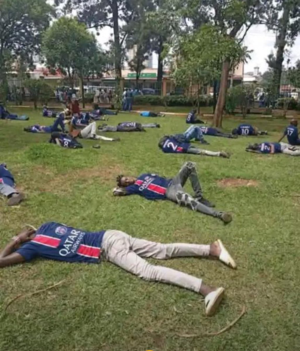 Hoska_256's tweet photo. We’re tired of waiting for Arsenal.💀😂 https://t.co/uvgYfpj2Ly