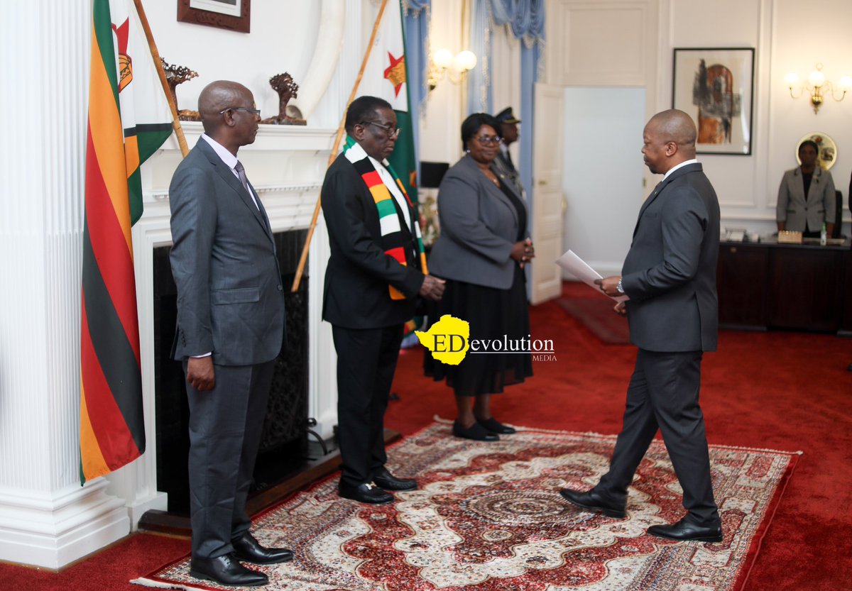 EDevolutionZw's tweet photo. The Kingdom of Lesotho’s new diplomat to Zimbabwe Ntsime Victor Jafeta presented his credentials to President Mnangagwa at State House in Harare this morning. @faz_trust https://t.co/FFXcIUO6OH