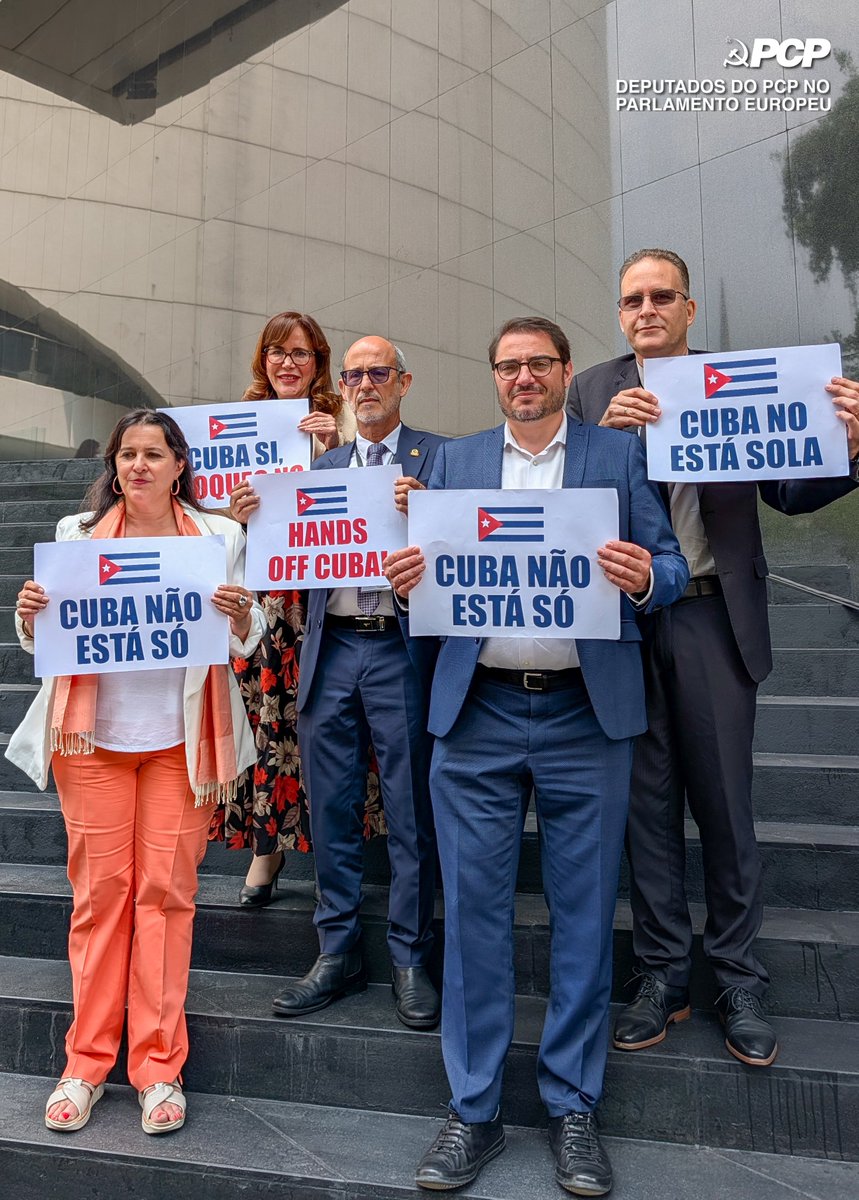 Deputados do PCP no PE tweet media