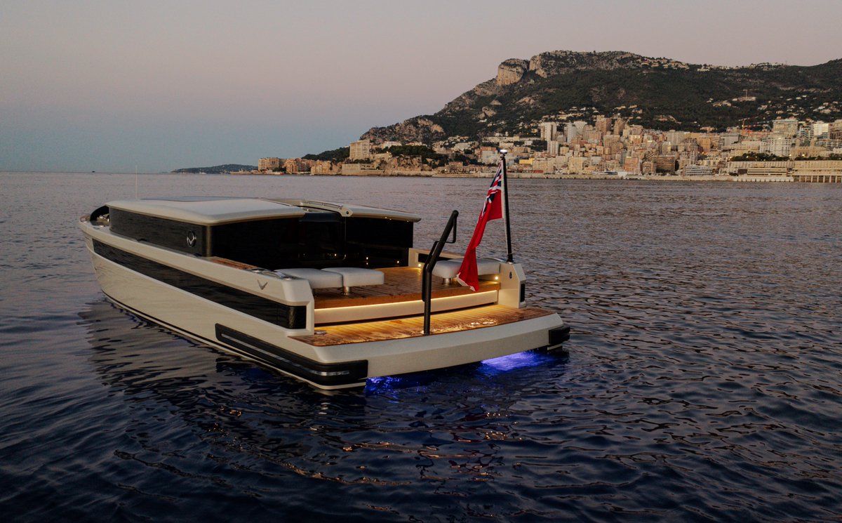 FalconTenders's tweet photo. Evenings on the Côte d’Azur have a way of slowing everything down.

As the light fades over Monaco, Armani settles into her surroundings effortlessly... calm waters, quiet skies and the perfect end to another day on the water.

#FalconTenders #SuperyachtTenders #Tenders https://t.co/W86FLLayLD