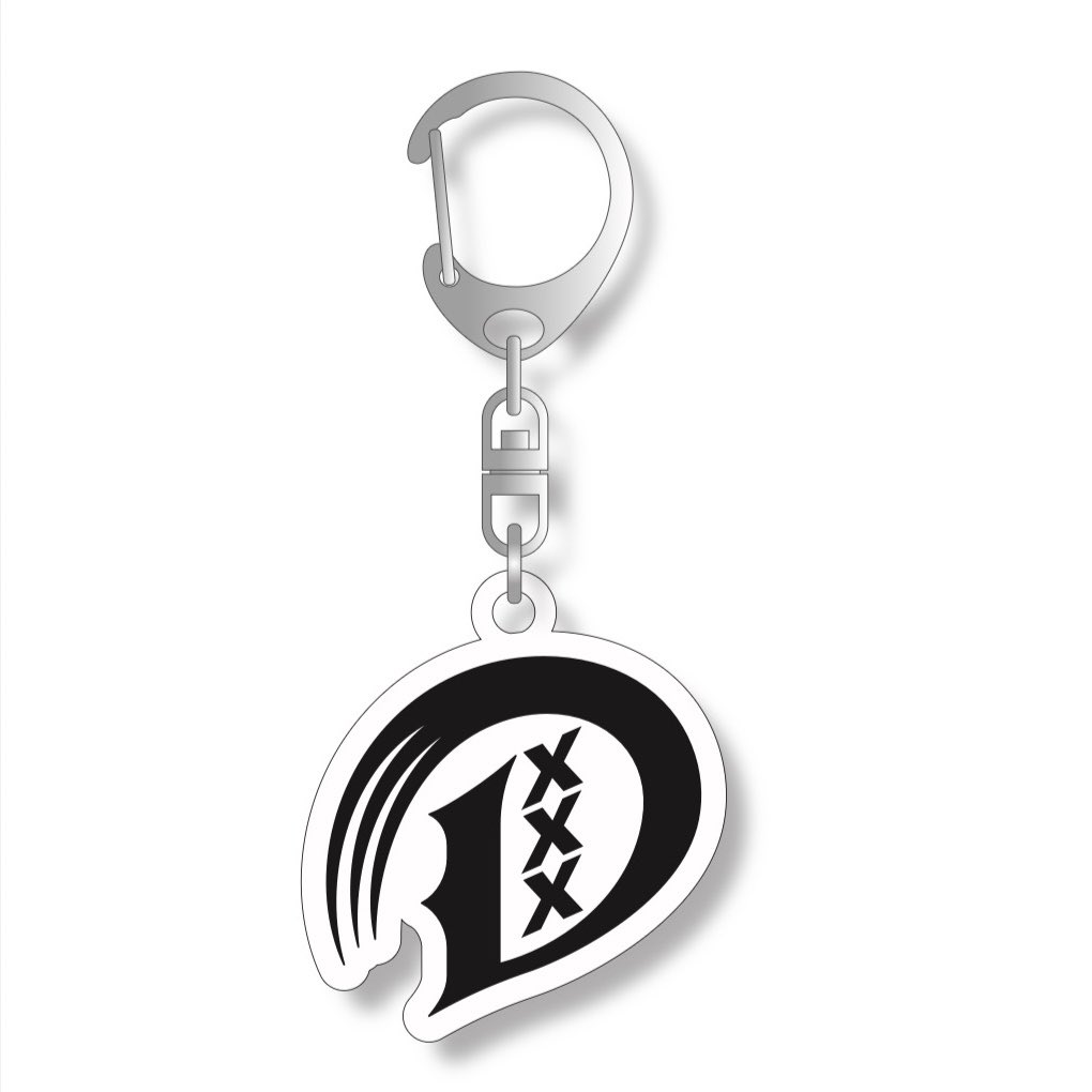 DEVILOCKNIGHT's tweet photo. DEVILOCKより久しぶりとなるヘンリーネックTシャツが発売。
さらには今回DEVILOCK 30th Anniversaryを記念したアクリルキーホルダー付きという豪華企画となっております。

予約販売期間 : 5月28日(木)~5月30日(土) 23:59まで

https://t.co/zirIumIYEw https://t.co/S7k8CrMAmK