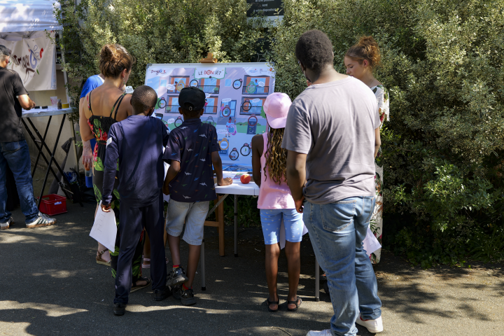 ALH_49's tweet photo. Des ateliers autour du tri des déchets se sont tenus au Jardin du Saule, activités ludiques, échanges pratiques, pour faire du tri un vrai réflexe du quotidien ! https://t.co/BtRvqOZQQ9