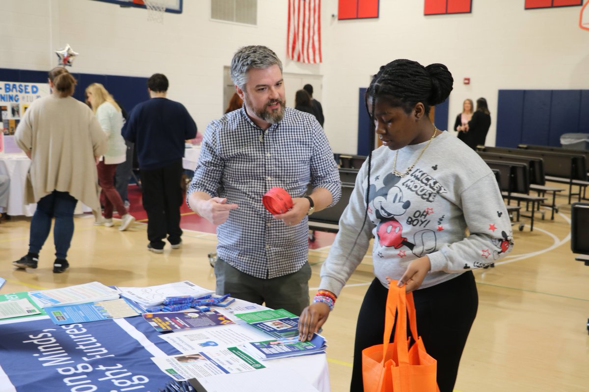 ColonialIU20's tweet photo. 🎓🤝 Colonial Academy hosted a Resource Fair focused on preparing students for life beyond high school. Students connected with agencies supporting independent living, transition planning&amp;  employment services while staff engaged in PD sessions to support student success! https://t.co/hmj5qUUzvb