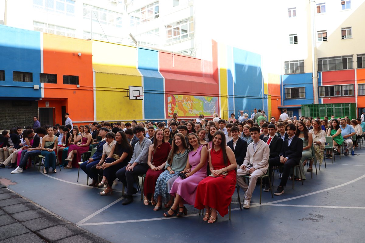 Colegio Fray Luis de León tweet media