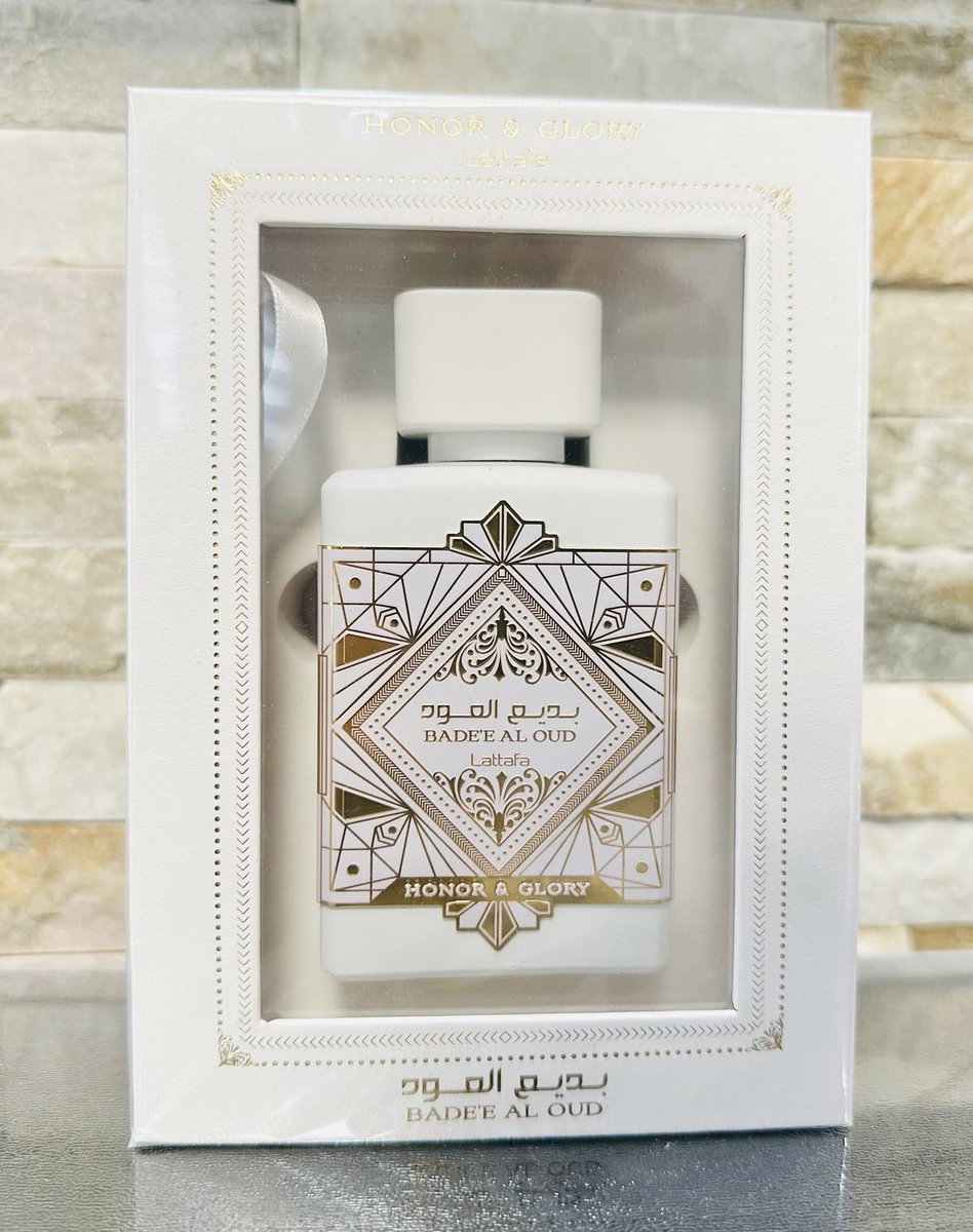 only1nenene's tweet photo. 100ml badee al Oud series Lattafa 
Oud for glory 
Sublime 
Amethyst 
Honor and glory

Each🏷️ 36,000 https://t.co/6xcGawPmID