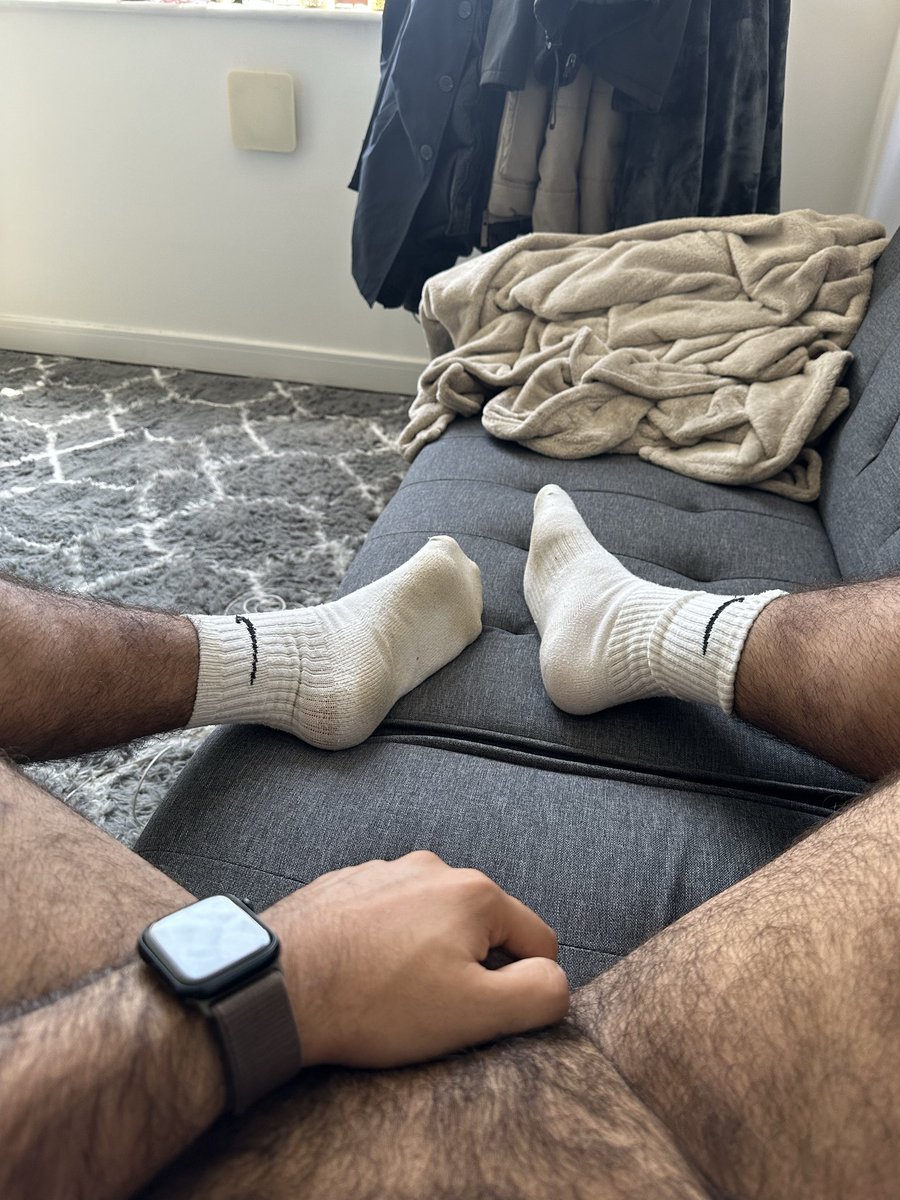 dldompakistani's tweet photo. Wallahi it’s way too hot for the UK - get me on a flight to a Tropical beach immediately.
Pits, balls and toes are musky asf, who wants to work on them like a good little boy

Repost to get my attention boys 👀

Eid Day 2 Collab pending who’s down for it‼️😮‍💨👅😈💦🍆👃🏼🧎🏼
#HeatWave #SweatyBalls #MuskyFeet #SweatyNikeSocks #Sniff #MorningHorn #HairyAlphaBrownTop #PakistaniDomTop