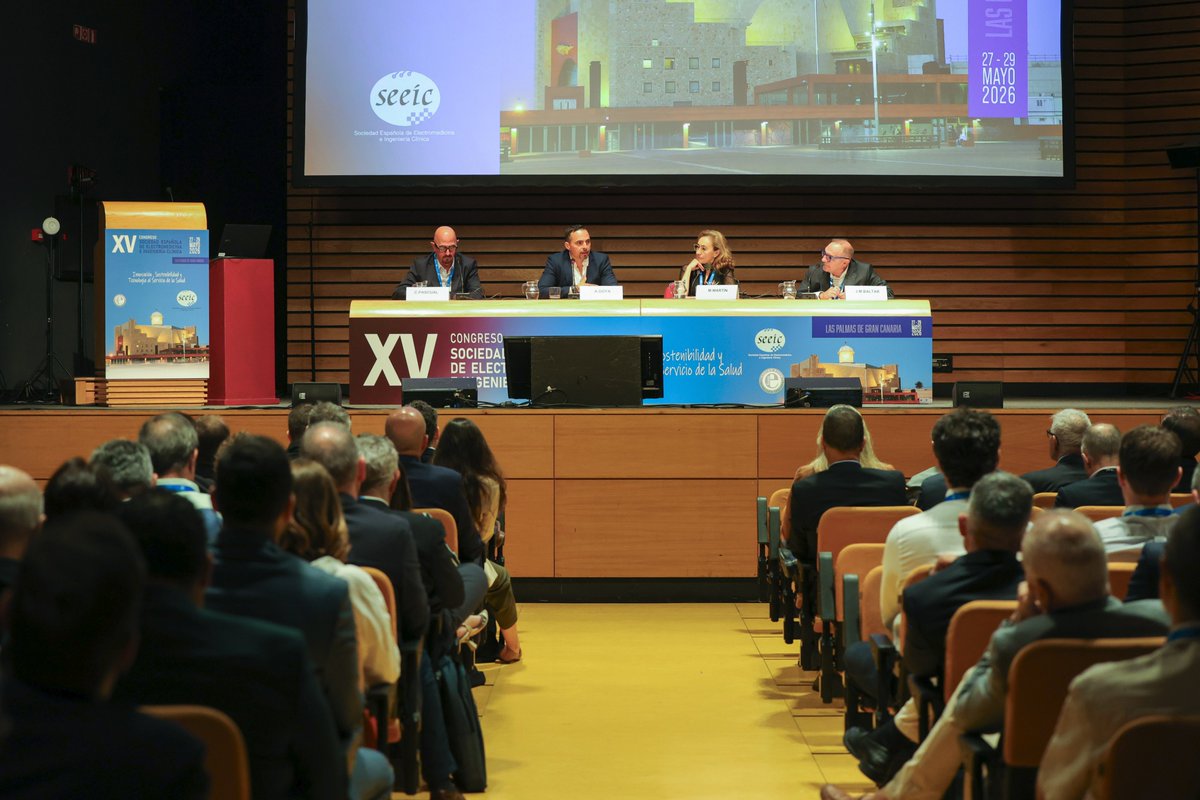 SanidadGobCan's tweet photo. 🗣️El director del SCS, Adasat Goya, participó en la inauguración del XV Congreso de la Sociedad Española de Electromedicina e Ingeniería Clínica (@SEEIC_Spain) y en una mesa de debate sobre innovación sanitaria junto a los consejeros de Sanidad de La Rioja y Cantabria https://t.co/FcRlEYNGGZ