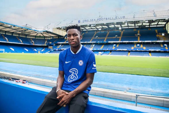 EmenaIo's tweet photo. 🚨BREAKING: Nicolas Jackson has offered to stay at Chelsea.

Chelsea immediately alerted the police. https://t.co/9F4MMAuEtk