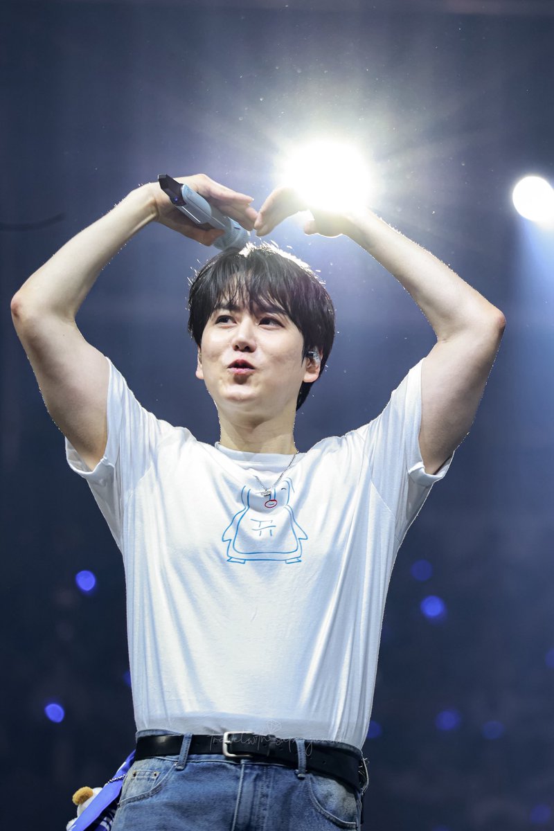 pollyandsj's tweet photo. 20주년 축하해용♡︎

@GaemGyu 

#슈퍼주니어 #KYUHYUN
#SUPERSHOW #SUPERSHOW10_SJCORE
#20th_Anniversary_TOUR https://t.co/OLMZOEWaJm