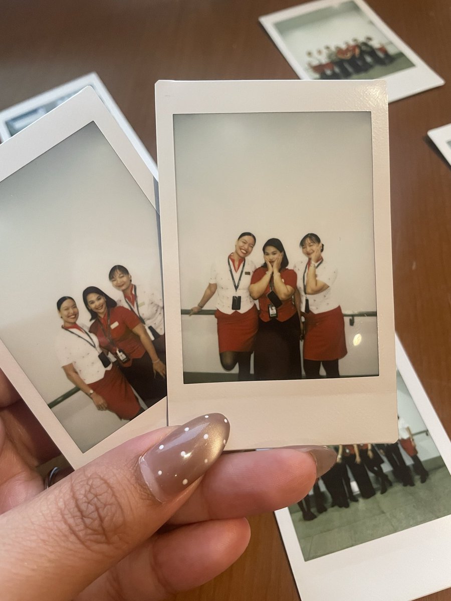gaileycamonayan's tweet photo. D-2 

“Gail is an asset here in the CX team”
“I requested for Gail to be one of my staff”
“Gail grew stronger and better in CX” 

and many more humbling words from my leaders, supervisors, and colleagues. 

To my aviation dream, 

this is not goodbye, it’s just see you later. https://t.co/BHyzN8vsfY