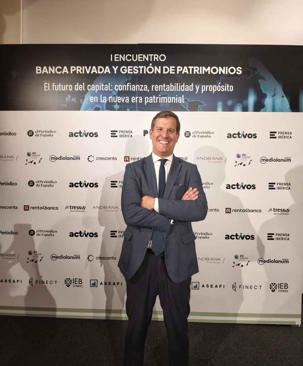 miraltabank's tweet photo. 📍Ayer en Madrid, en el I Encuentro de #BancaPrivada y #GestióndePatrimonios, Víctor Mir compartió una idea clara:

El “nuevo inversor” no es solo edad o tecnología; es sobre todo más acceso a producto e info… y por eso importa más el criterio.

 #Miraltabank https://t.co/ORpIipLkBW