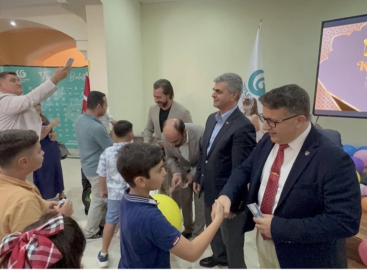 yeekatar's tweet photo. T.C. Doha Büyükelçiliğimiz himayelerinde, Doha Yunus Emre Türk Kültür Merkezi tarafından Kurban Bayramı vesilesiyle bayramlaşma etkinliği düzenlenmiştir. Katar’da yaşayan vatandaşlarımızla bir araya gelinerek bayramın coşkusu ve sevinci birlikte paylaşılmıştır. https://t.co/PWvODlMvhT