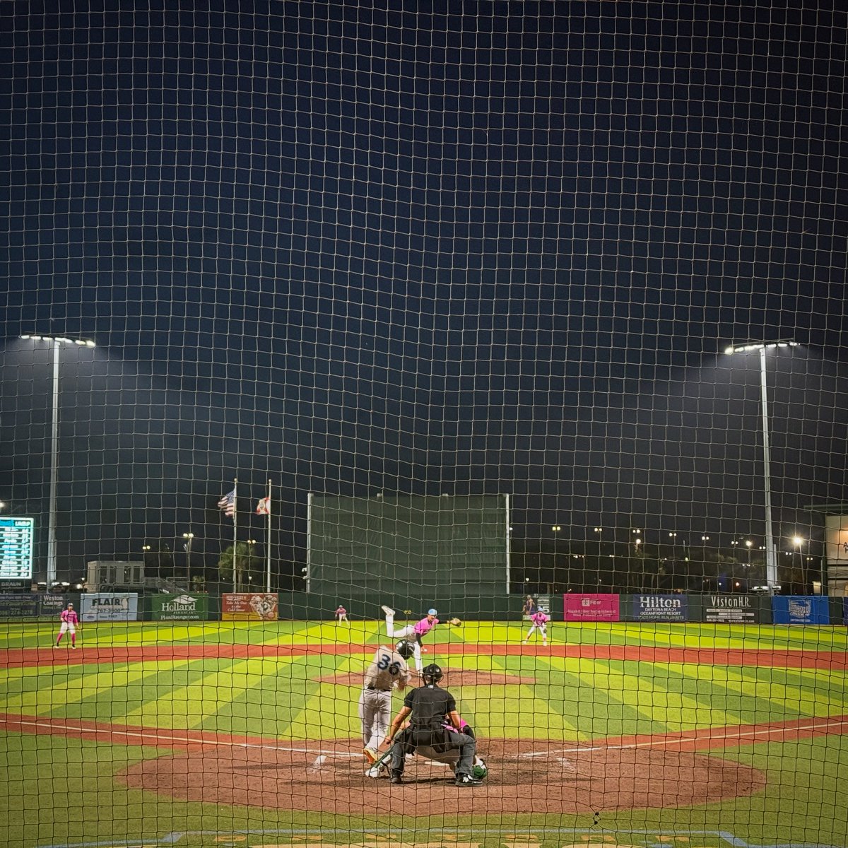 30in35Challenge's tweet photo. 📍 Jackie Robinson Ballpark, Daytona Beach

⚾️ Tampa Tarpons 9-12 Daytona Tortugas

🎟️ $13

👬 1,791

#️⃣ Lifetime MiLB Ballpark number 6

#Tortugas #Reds #Tarpons #Yankees #Baseball https://t.co/EDzG4vrtGz