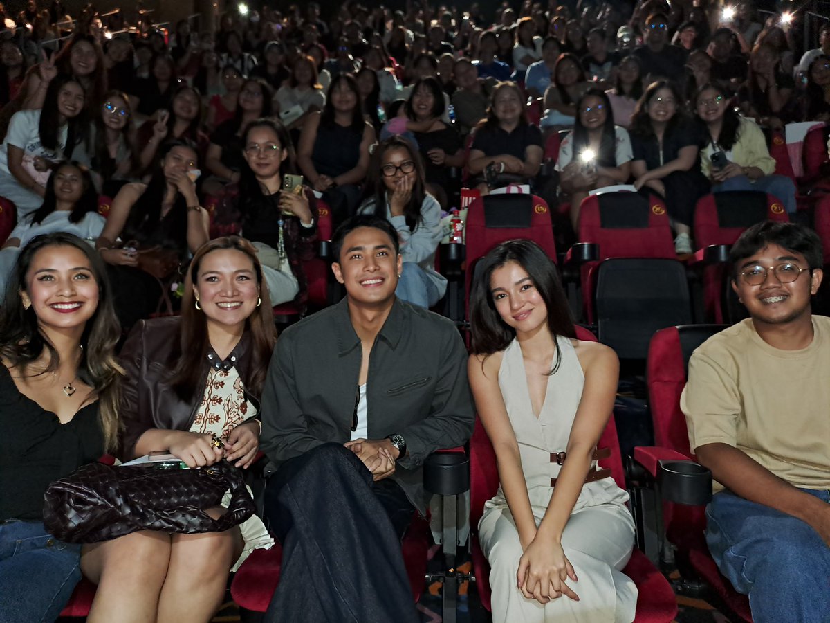 StarCinema's tweet photo. Donny Pangilinan and Belle Mariano at the Blockcreening of DONBELLE Official. ✨

📍Ayala Malls Vertis North Giant Screen

🎟️ Get your tickets now and experience Tayo Sa Wakas! Visit https://t.co/GWCheUrvn0 🎟️

#TayoSaWakas — a 33rd anniversary offering from Star Cinema and a film by Cathy Garcia-Sampana starring Donny Pangilinan and Belle Mariano.

NOW SHOWING in cinemas nationwide.