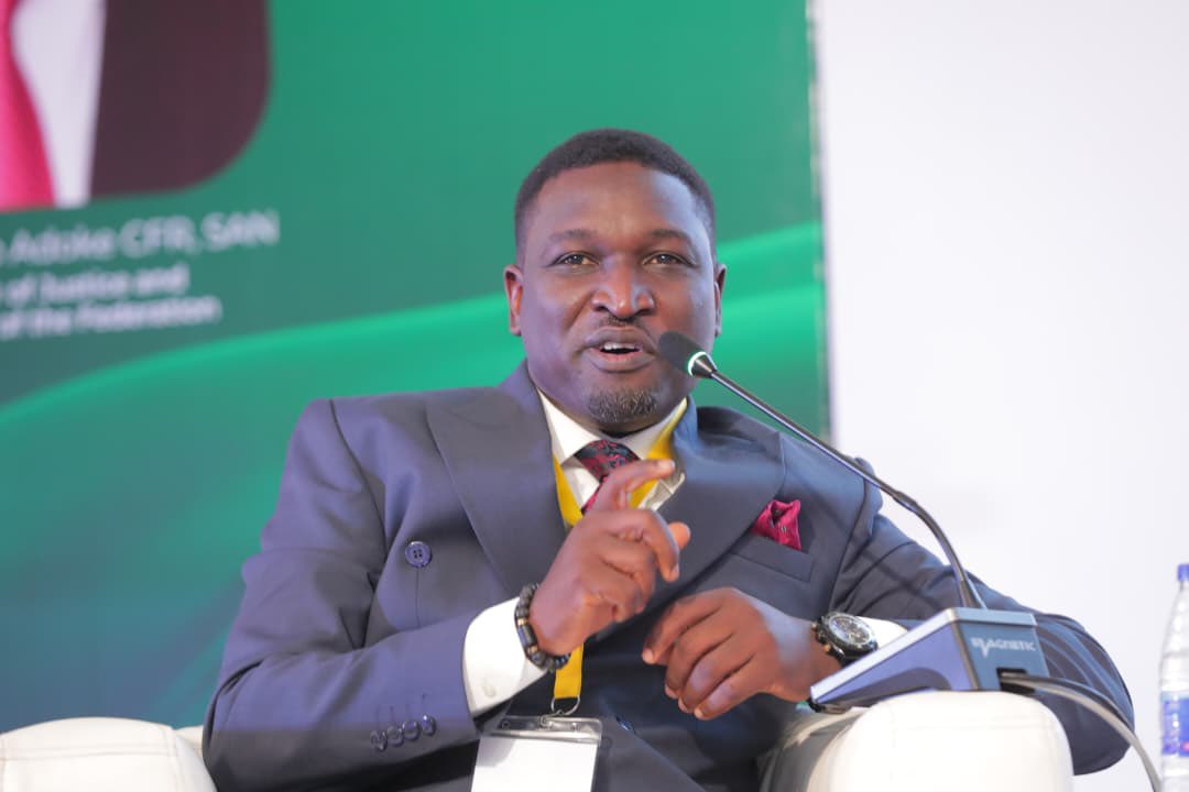 Yaxphil's tweet photo. Lawyers must help safeguard Democracy! 

My reflection at the recently just concluded NBA Abuja (Unity Bar) Law Week. 

You can read the full text here👇

https://t.co/wryRCkaasc https://t.co/GuPWuJZ8E1