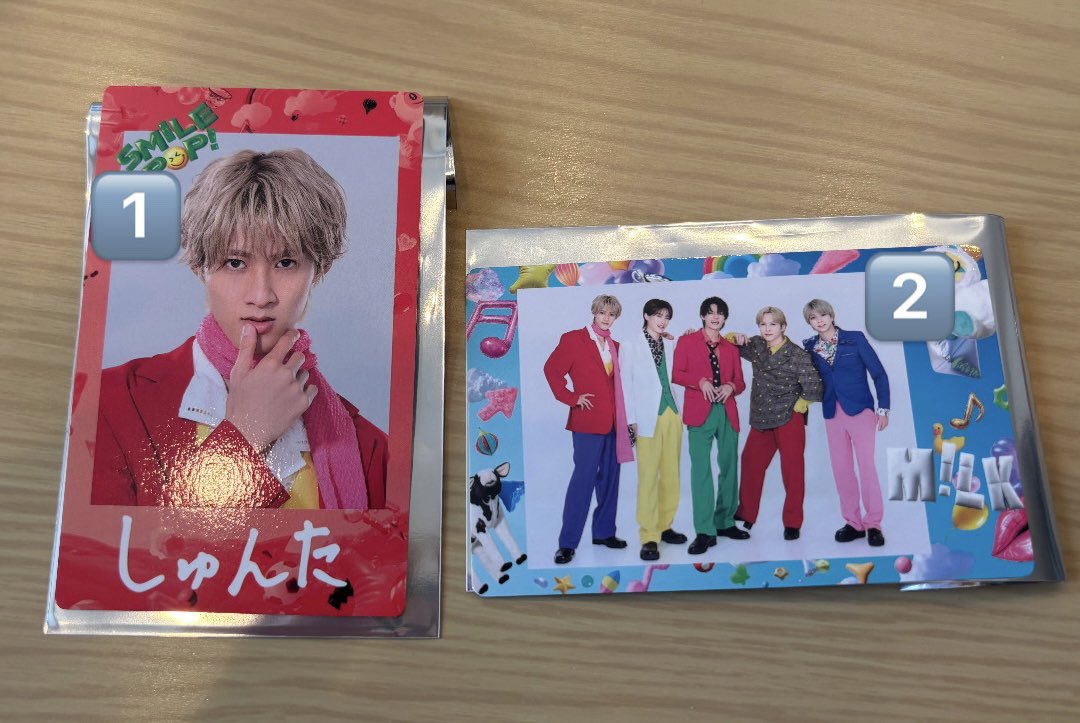 ____motoko's tweet photo. 【交換】
M!LK SMILE POP!  スマポ チェキトレカ

譲：1️⃣曽野（カラー）
　　2️⃣全員（右の引きver）

求：1️⃣山中（どちらでも）
　　2️⃣全員（左の寄りver）

できれば1️⃣▶︎1️⃣、2️⃣▶︎2️⃣の同数字内での交換希望です。

郵送または8/14手渡し希望です。
お気軽にお声がけください🌟
#MILK交換 #MILK譲 https://t.co/ysD1qVw7Rf