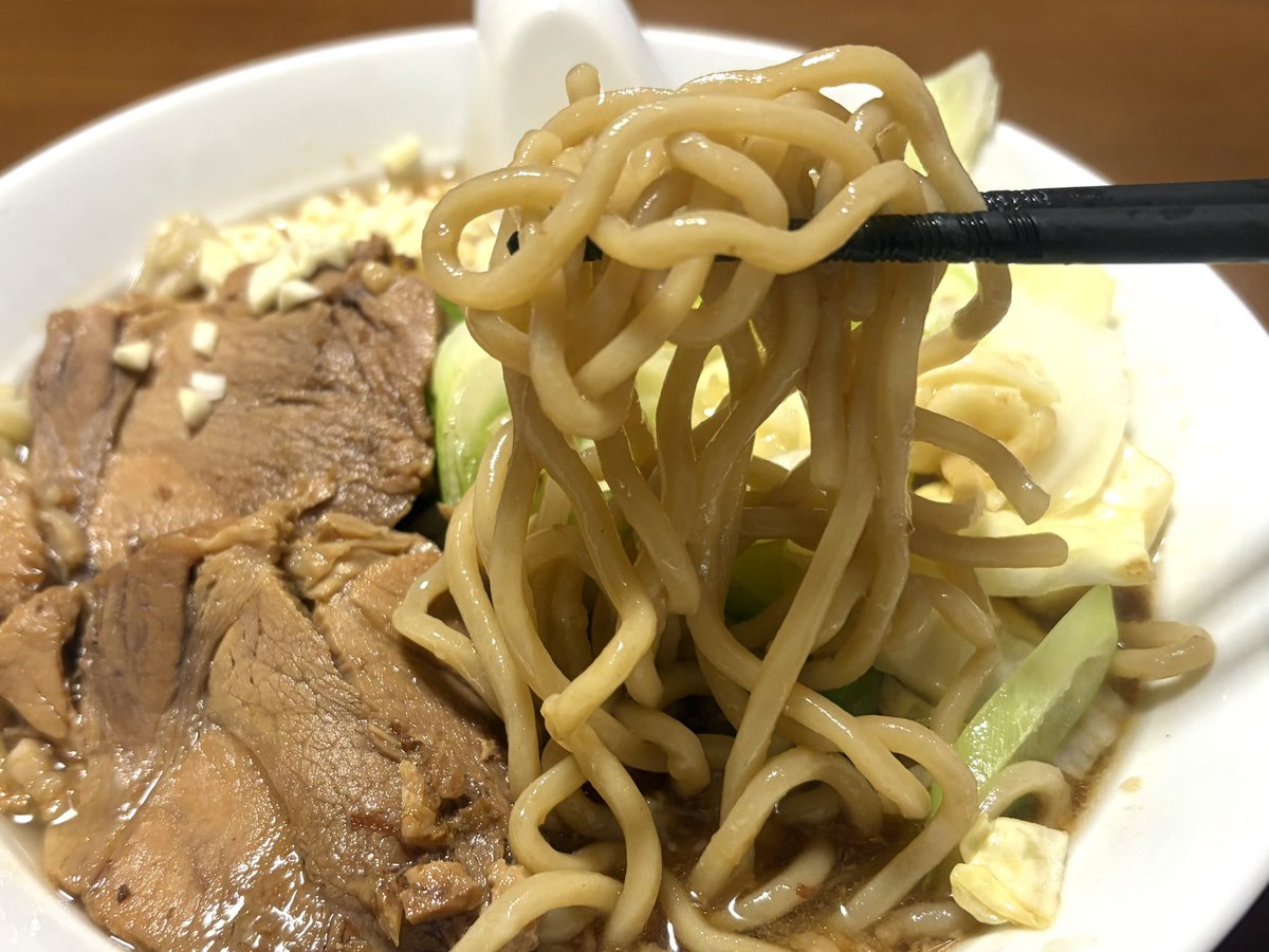 タキノスケ tweet media