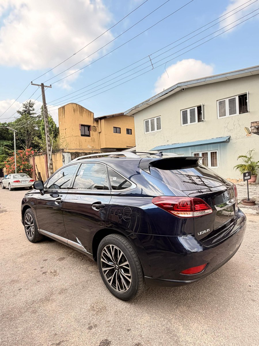Autorush2's tweet photo. 16.5 million naira gets you this super clean Lexus RX350🫵🏽

Interested?
Call: 07041468482 https://t.co/OepnpjsDop