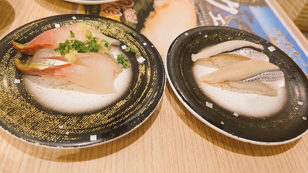 Mochisuke tweet media