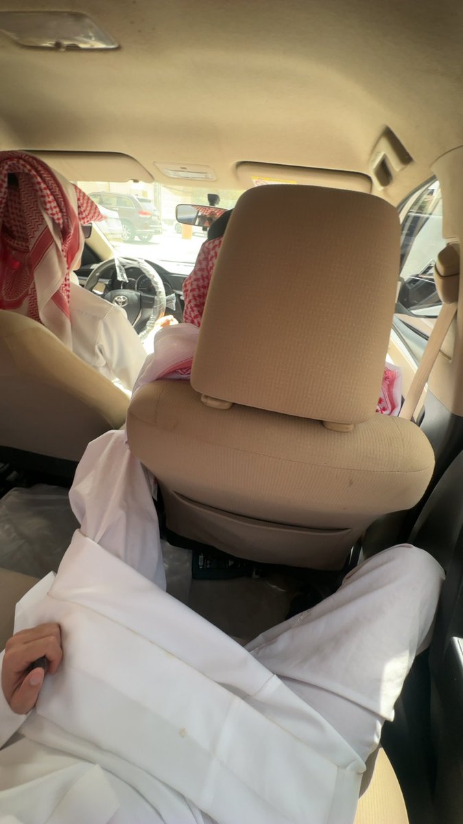 comma_555's tweet photo. بوڤ:ساعا�� الطول ينفع وساعات متعب 

صوره لحظيه🤷🏻‍♂️ https://t.co/m1K19HxF3B
