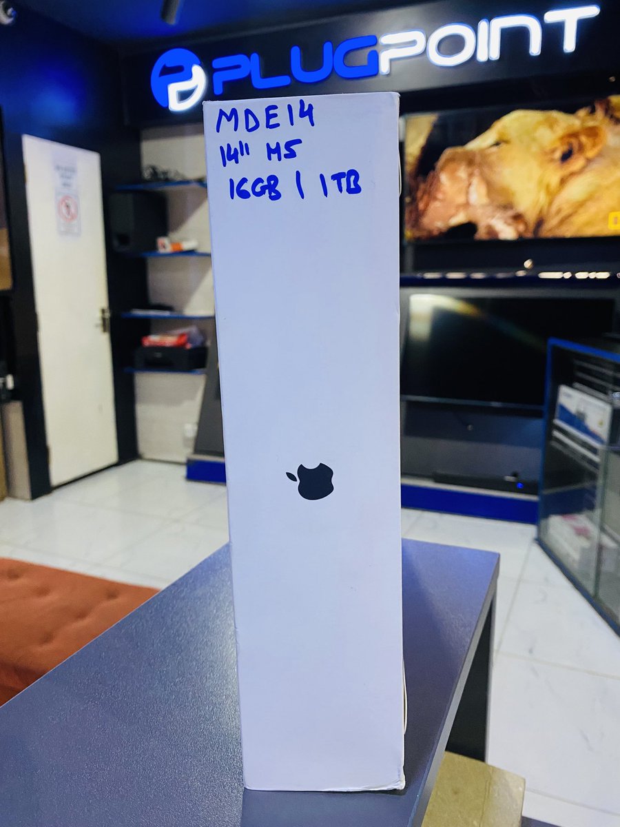plugpoint_ke's tweet photo. MacBook PRO M5

“Let your work stand out”

 •Display ~ 14.2” Liquid Retina XDR mini-LED
 •Chip~ M5
 •CPU/GPU~ 10-core
 •Battery life~ upto 24hrs
 •Ports~ 3xthunderbolt, 4xHDMI, SD card slot, Magsafe 3, headphone jack

 16GB+1TB @ 244,000/-

📍COOKIE HSE, Second Flr Shop 207.
📞0716 433 780

🌍https://t.co/JSNAFxh0RZ
#PurchasePerfection

@dreymwangi @amacheez @teqnishian @Amroggoz @kadonyi_ @linkinc254 @osoroke