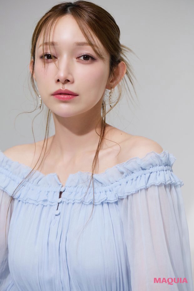 maquia_magazine tweet picture