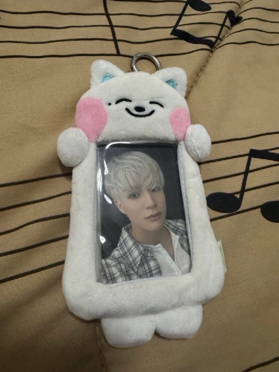 yowootp's tweet photo. Card holders jeno พร้อมการ์ด
200 ค่าส่ง 35

#ตลาดนัดnct 
#ตลาดนัดnctdream https://t.co/4kJBLXPGRN