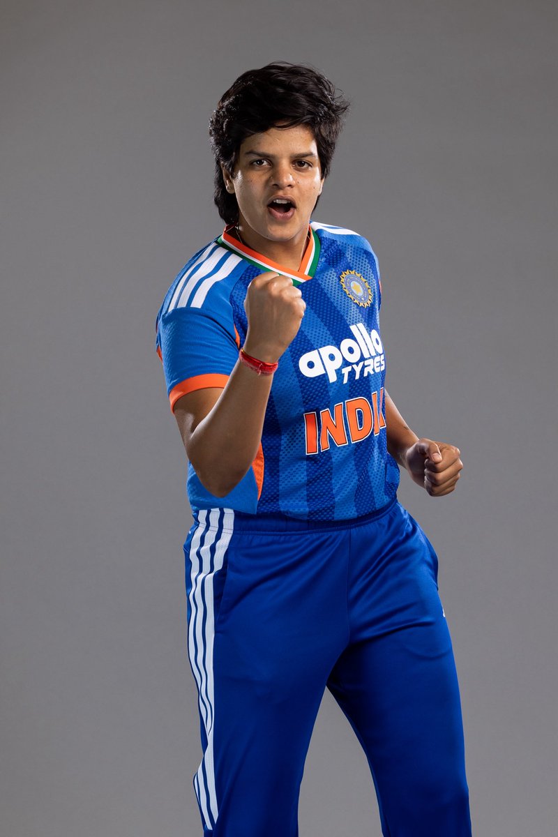 TheShafaliVerma's tweet photo. Focused, Ready &amp; Hungry for more 🔥 https://t.co/6euqoo4PgR