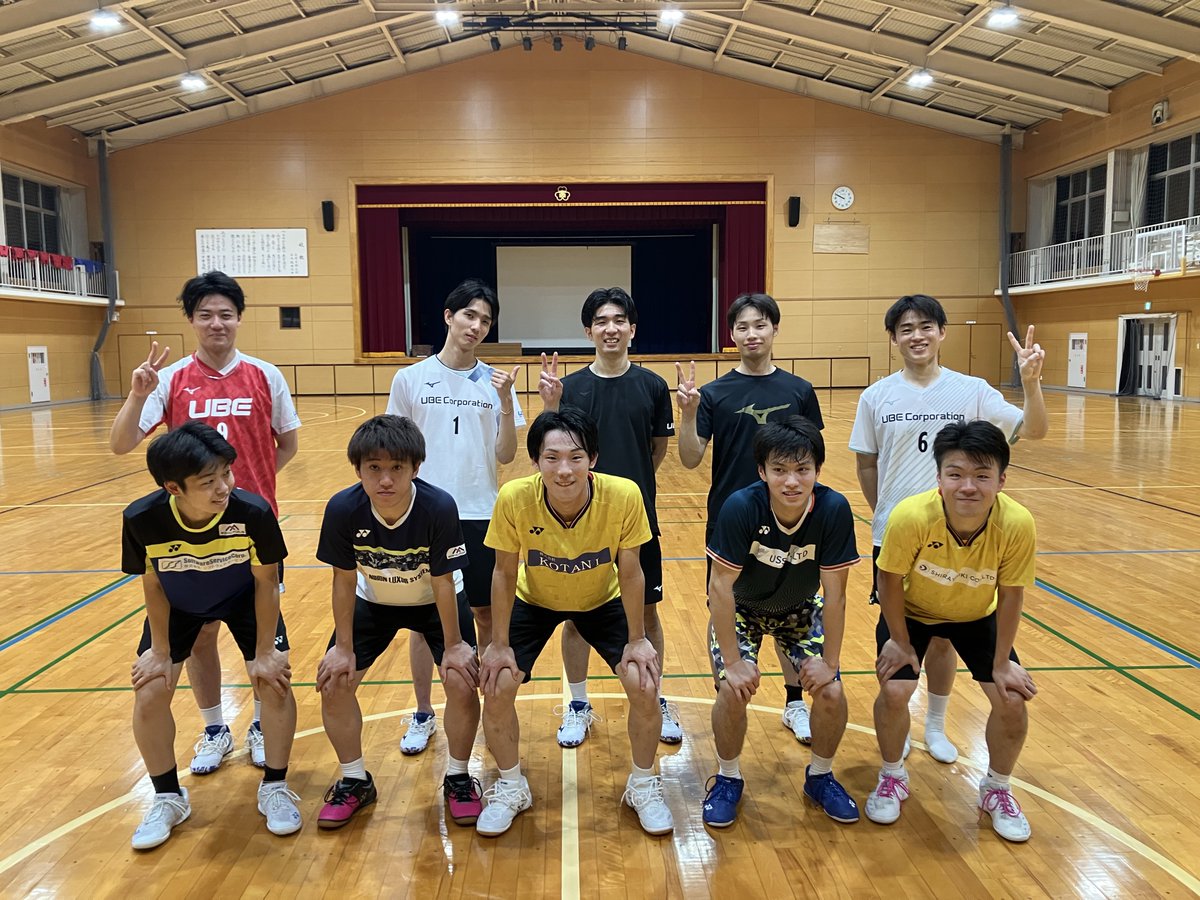 NITbad's tweet photo. 九州学生リーグが終わって間もないですが・・・

#UBE 様へ挑んできました。

本学OBの #壇隆介 選手にも相手していただき。

ありがとうございました！

#白月工業
#明幸フォーラム
#ラックテクノロジーズ
#日本ルクソールシステム
#ユーエスエス
#ケイ・イー・エス
#kotani
#日本ディクス https://t.co/329DlqizeK