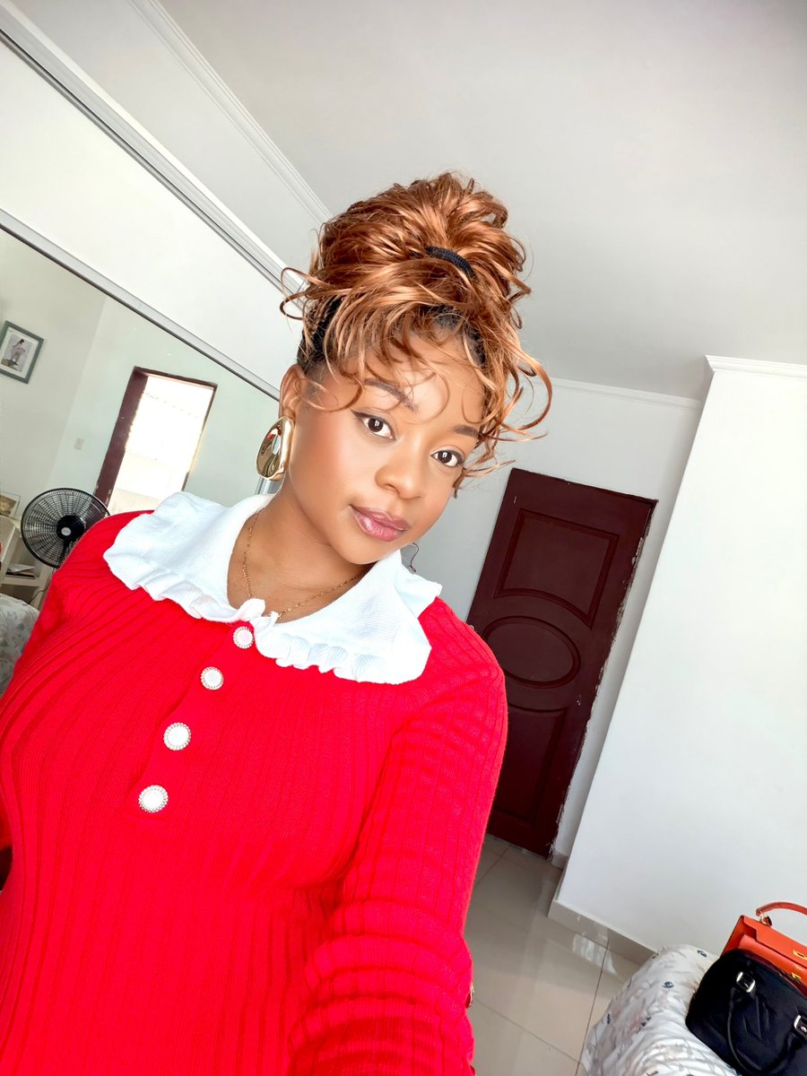 PriscillaKayira's tweet photo. Thank you so much Unicaf University for engaging me to moderate a very important conversation on digital safety for women.

we were talking about protection, empowerment, access, and the right for women to exist safely and confidently in online spaces.

I was your Host 🙏🏾 https://t.co/spNLI4CUpo