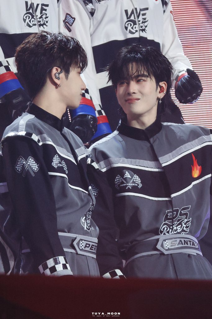 prstcode8's tweet photo. Hellooo my little devil's 200 before concert 👀 feel free to follow me here I'm definitely following you all back 

please do help repost this naa
#แลกฟอลรอเทรนด์เพิร์ธแซนต้า
#แลกฟอลรอครูพบเมฆครูโซลาร์ 
#PerthSanta #เพิร์ธแซนต้า https://t.co/CNf8uYnfBz