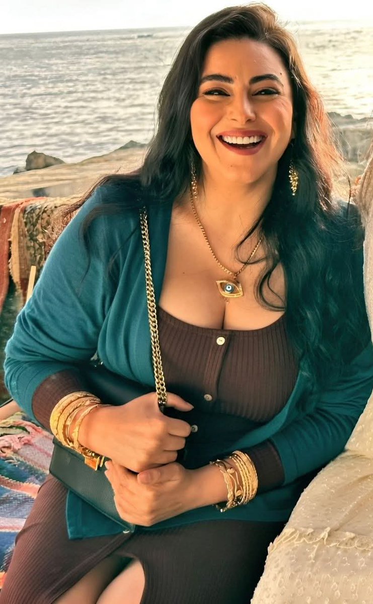 فنانات مصر tweet media