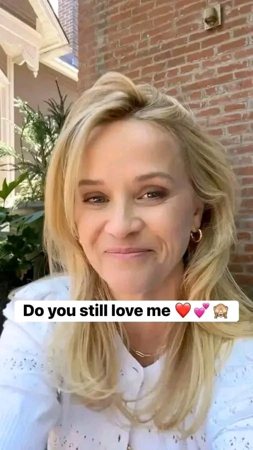 Reese Witherspoon tweet media