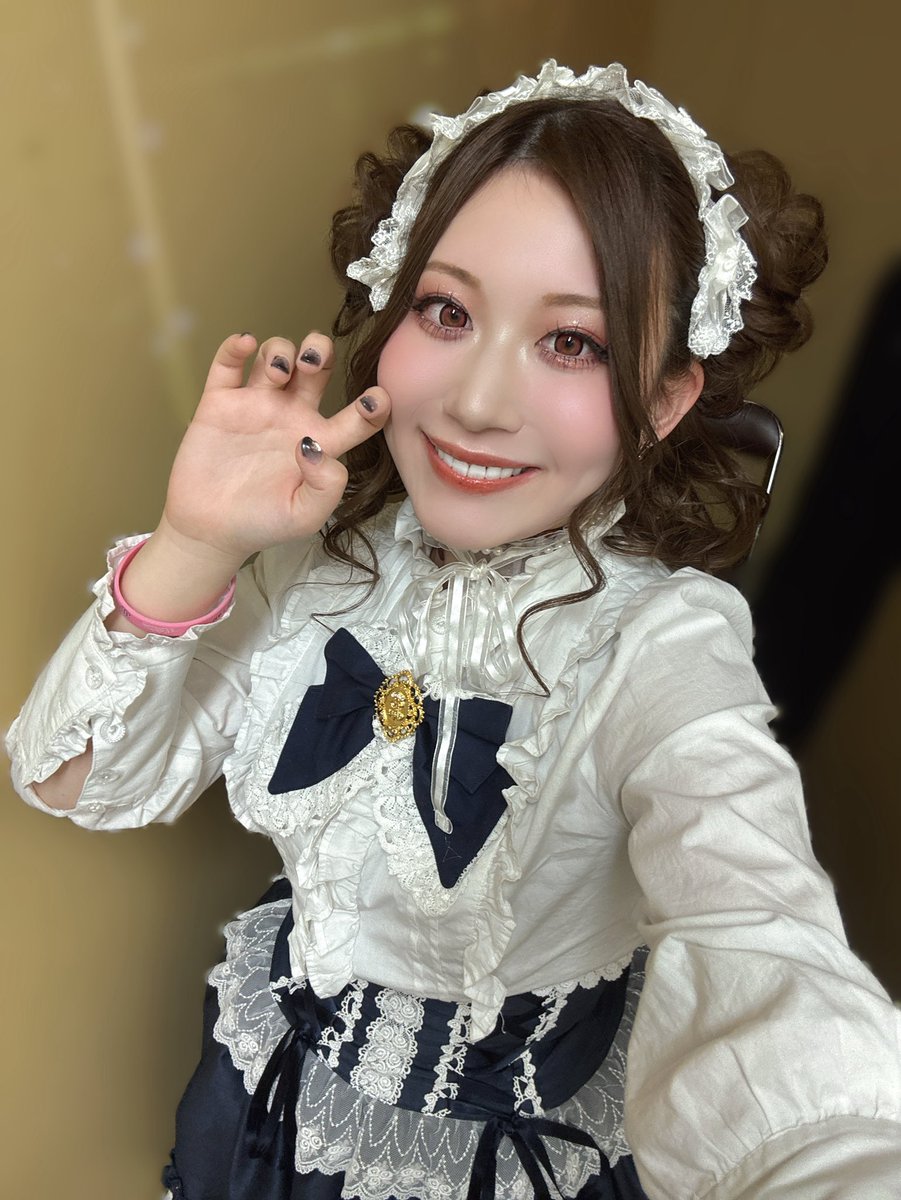 Yuria tweet media