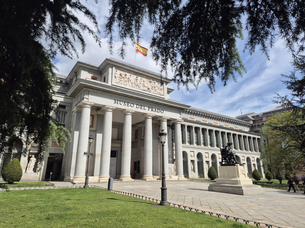 Discoverer_Blog's tweet photo. Prado National Museum is a "must visit" in Madrid
#madrid
#prado
https://t.co/pWD8kRJsOb https://t.co/CTRStqeMOx