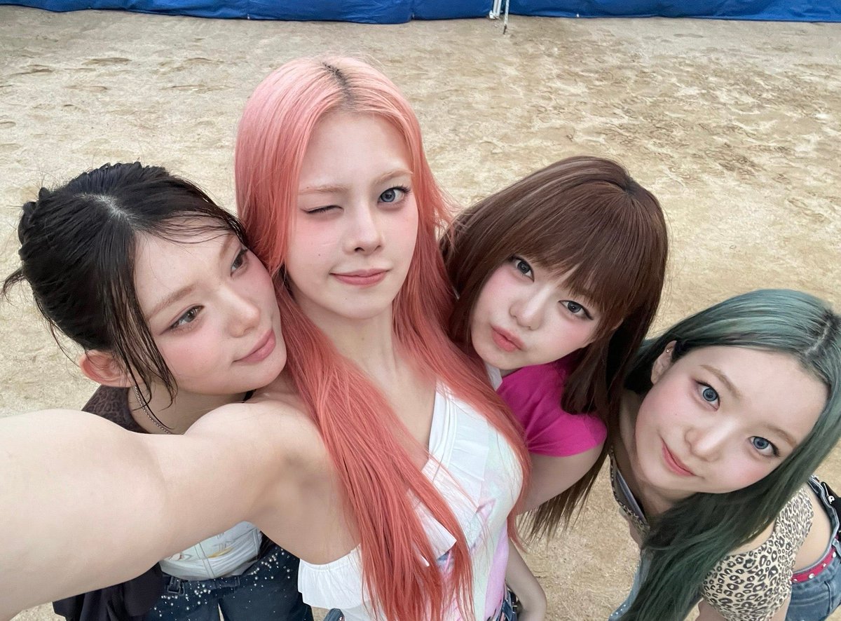 pinkberry_0718's tweet photo. 옹기종기 #cosmosy https://t.co/86IOVX6M44