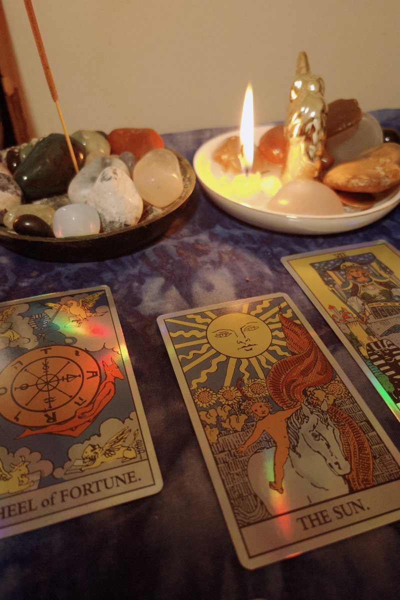 luadetaro's tweet photo. agenda aberta / vagas disponíveis para atendimentos entregues até 23h hoje
⋆˚꩜｡ tarot & baralho cigano

✴︎ entre em contato https://t.co/cP6nVNrlDZ

✴︎ catálogo preços e todas as informações que você precisa saber em  https://t.co/hodhloPQZS  
 
💳 aceito pix e cartão de crédito. 

tags: #tarotwt #tarottwt #tarot tarot, taro, taróloga, baralho cigano, cartomante, consulente, previsão, mesa aberta, oráculo