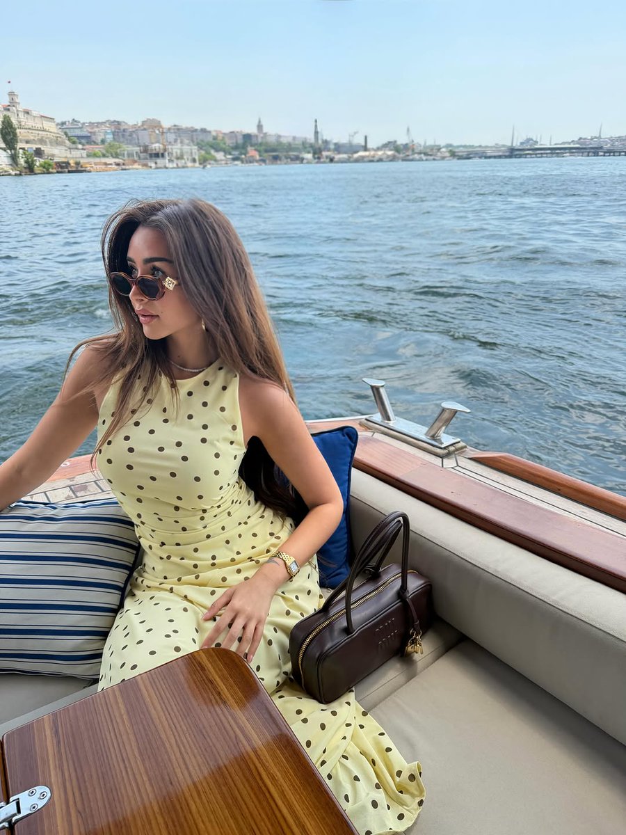 ☕️كافيه الفنانات☕️ tweet media