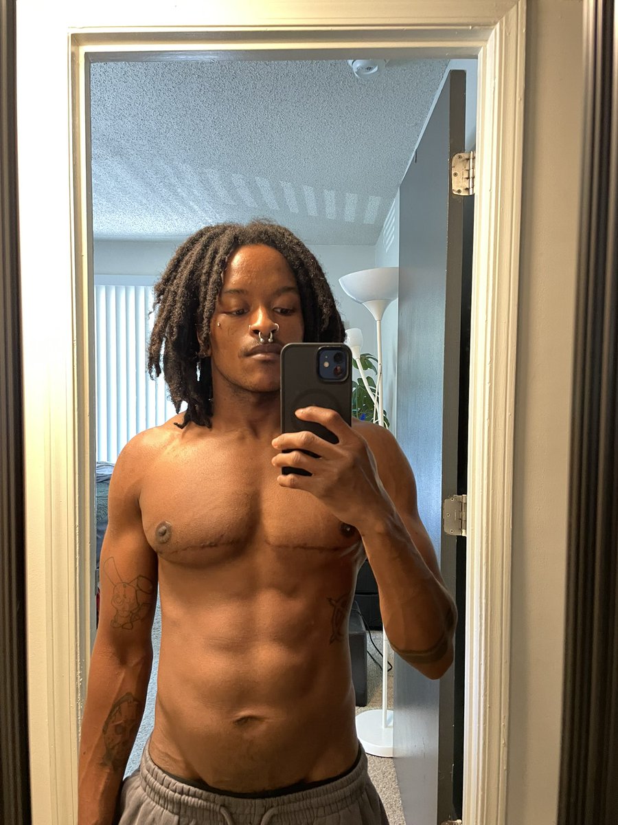 6et0ver1t's tweet photo. i need more ink 🙇🏾‍♂️ https://t.co/p3s8AKVXbN