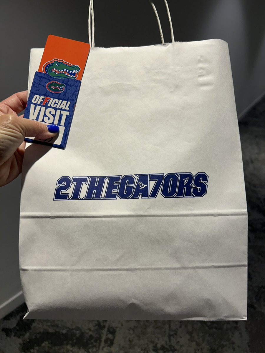 babyjackie1215's tweet photo. We have arrived @EliasPearl6 
Back in the Swamp 🐊🐊🐊🐊🐊🐊 https://t.co/nHh03MmPPk